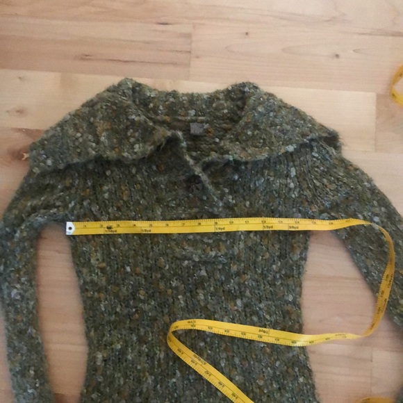 BKE Sweater - Picture 9 of 10